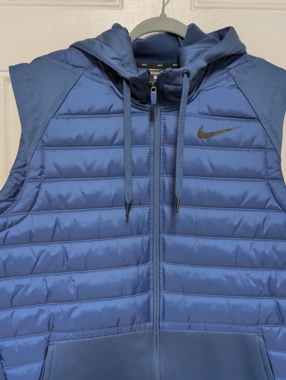 Nike Therma Training Vest Mens Size Large Blue Winterized Full Zip Hooded